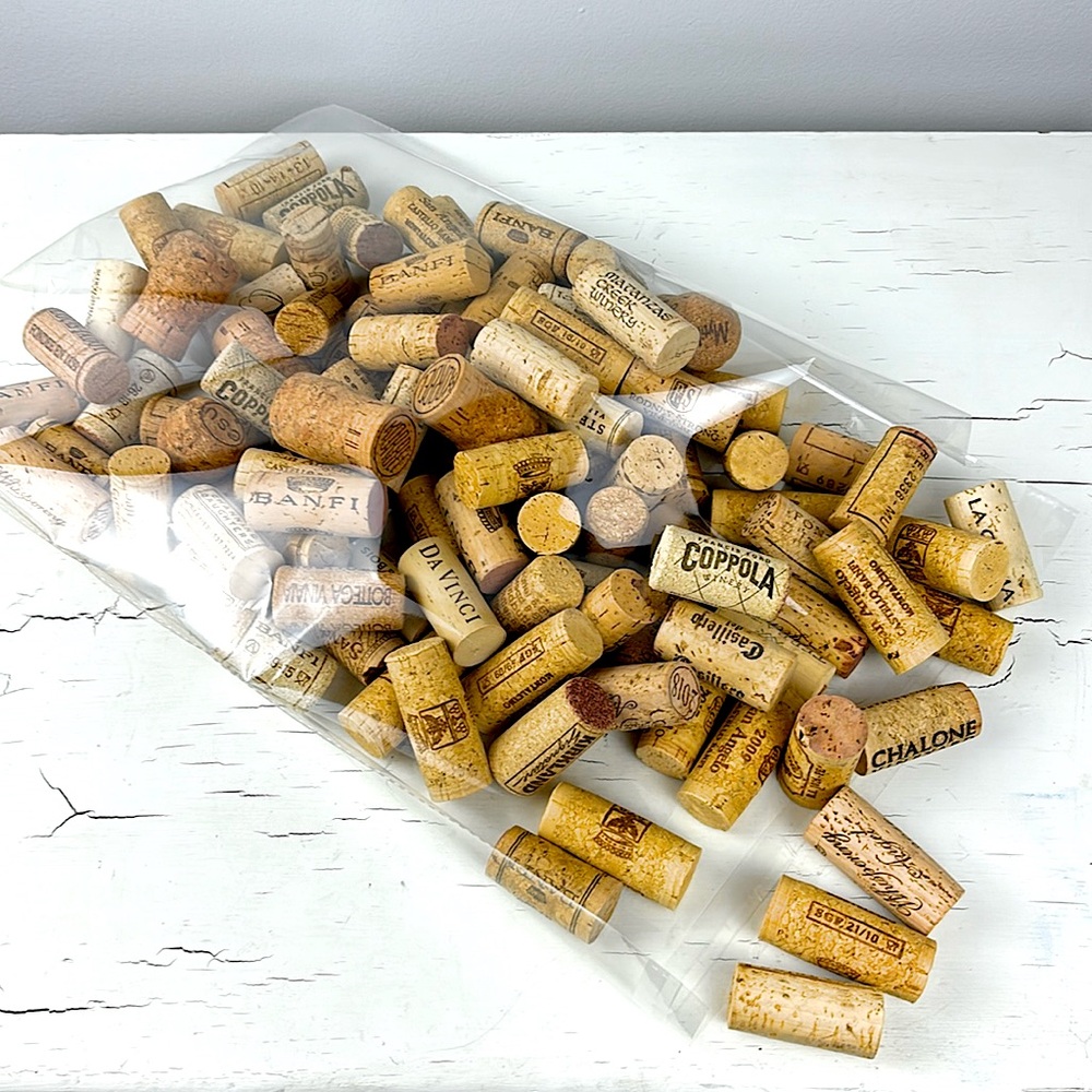 100 wine corks for crafts bulletin boards, trivets, coasters, planters, floors